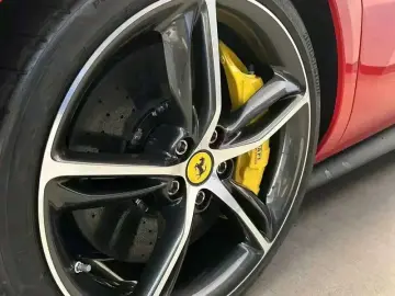 2021 Ferrari 296 с пробегом 16 000 км