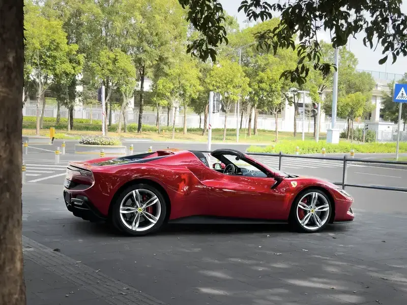 2022 Ferrari 296 с пробегом 4 600 км