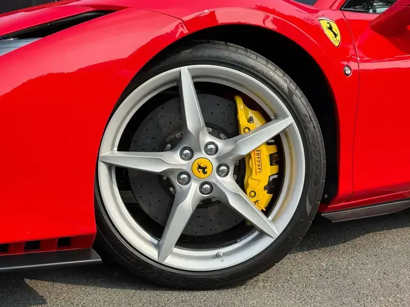 2019 Ferrari F8 с пробегом 3 000 км