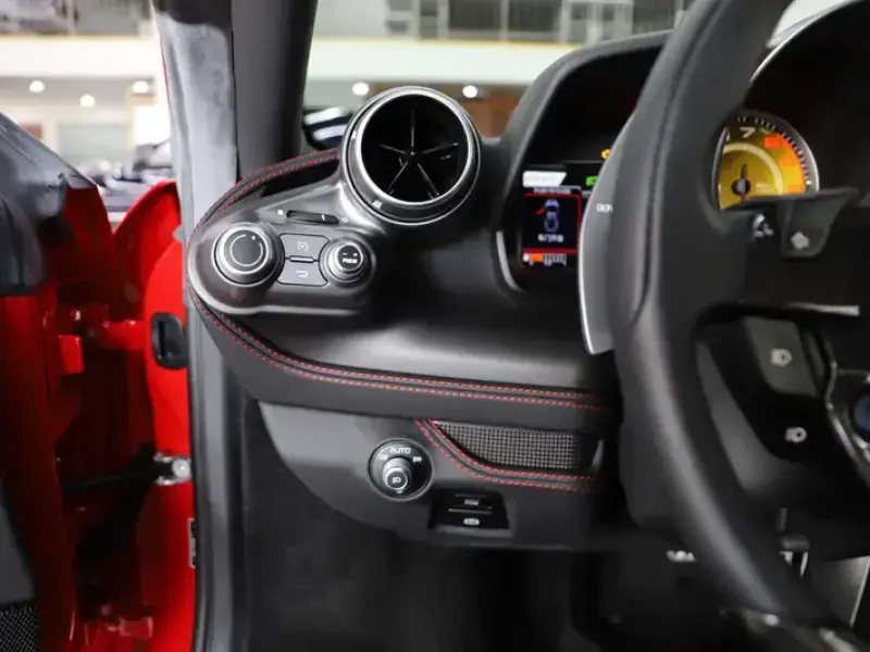 2019 Ferrari F8 с пробегом 3 000 км