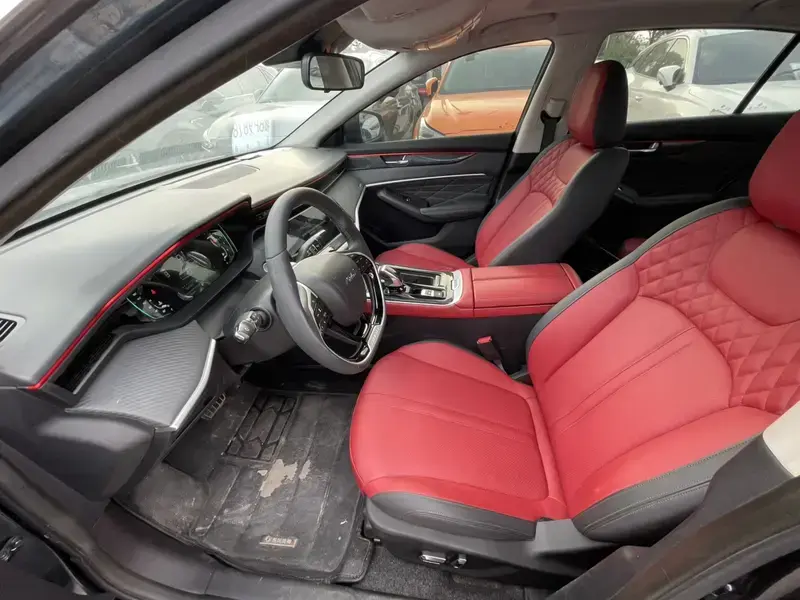2021 Dongfeng Aeolus Yixuan Max с пробегом 84 000 км