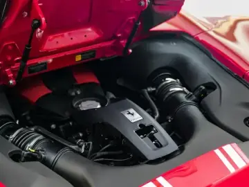 2020 Ferrari F8 с пробегом 7 000 км
