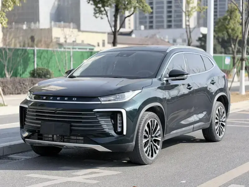 2023 Exeed TXL с пробегом 20 000 км