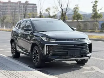 2023 Exeed TXL с пробегом 20 000 км