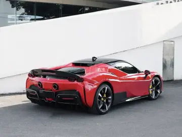 2019 Ferrari SF90 с пробегом 11 000 км