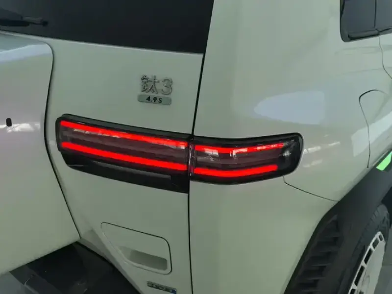 2025 BYD FangChengBao Titanium 3 с пробегом 24 000 км