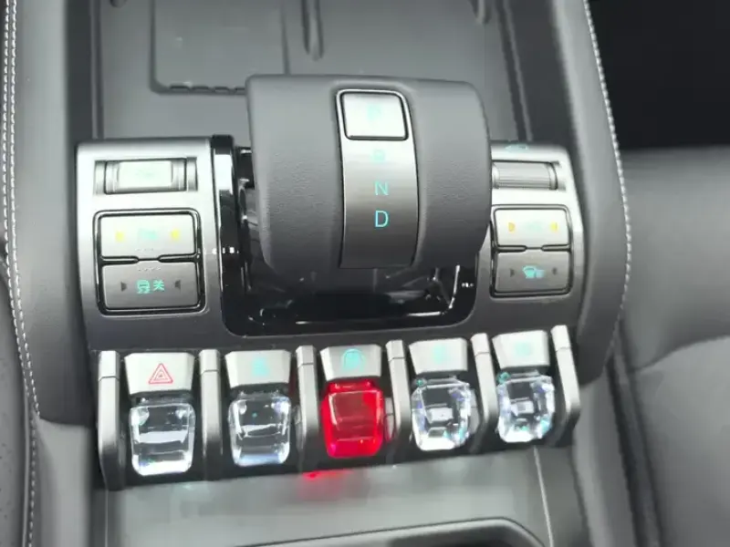 2025 BYD FangChengBao Titanium 3 с пробегом 24 000 км