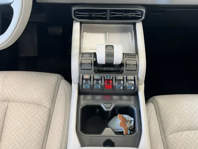 2025 BYD FangChengBao Titanium 3 с пробегом 17 000 км