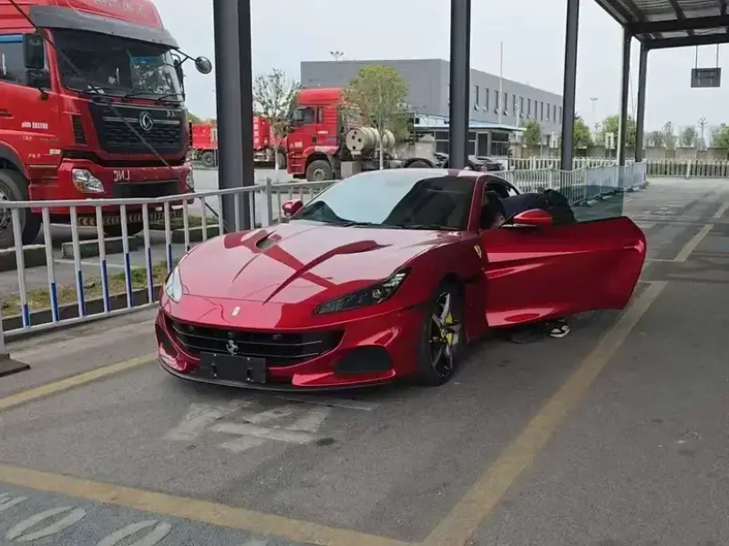 2021 Ferrari Portofino с пробегом 25 000 км