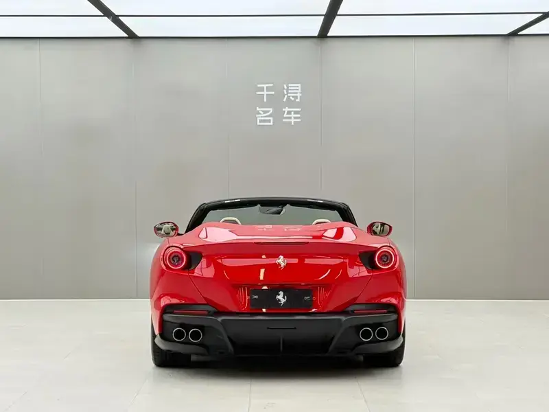 2021 Ferrari Portofino с пробегом 9 000 км