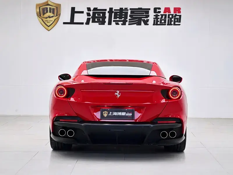2021 Ferrari Portofino с пробегом 3 700 км