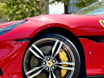 2021 Ferrari Portofino с пробегом 11 000 км