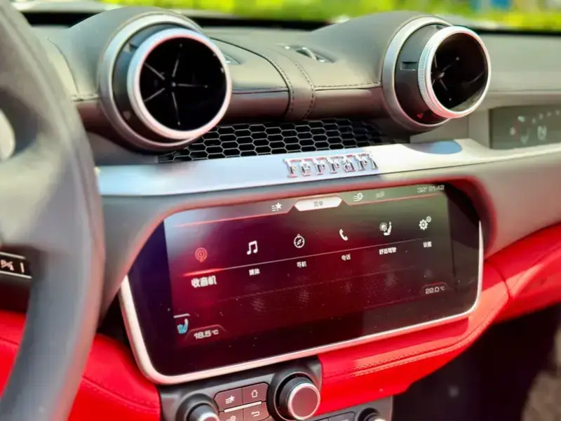 2021 Ferrari Portofino с пробегом 11 000 км