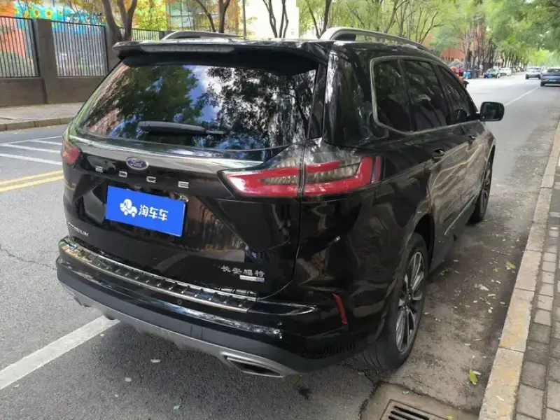 2021 Ford Edge с пробегом 32 000 км