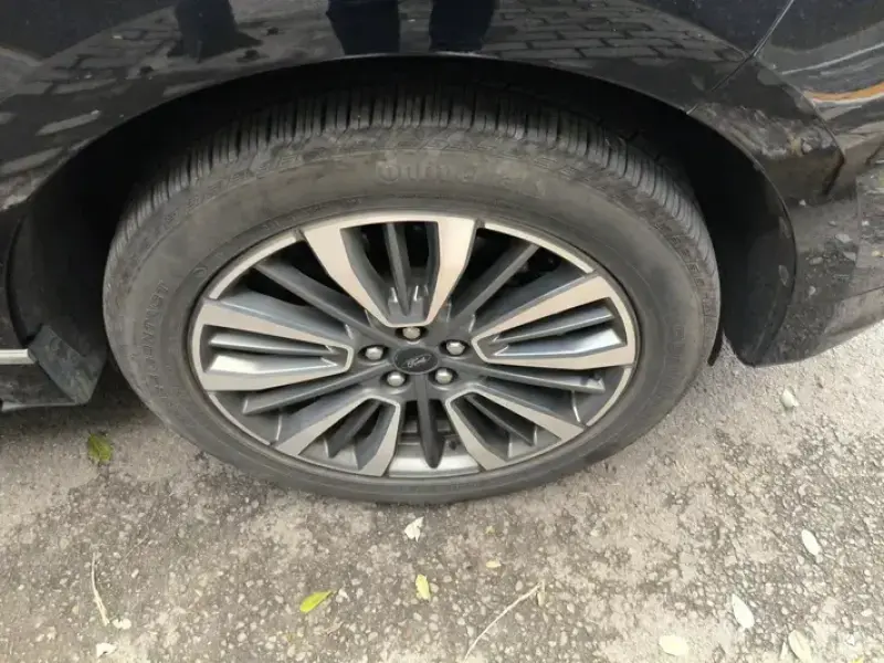 2021 Ford Edge с пробегом 32 000 км