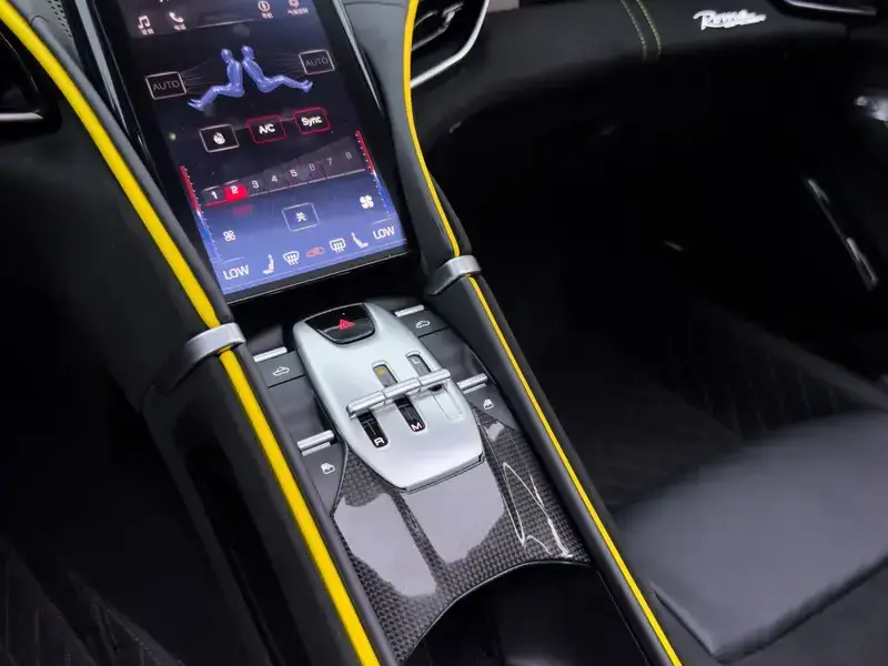 2023 Ferrari Roma с пробегом 6 600 км