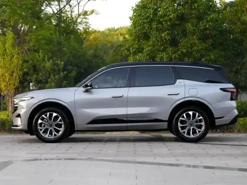 2023 Ford Edge с пробегом 33 000 км