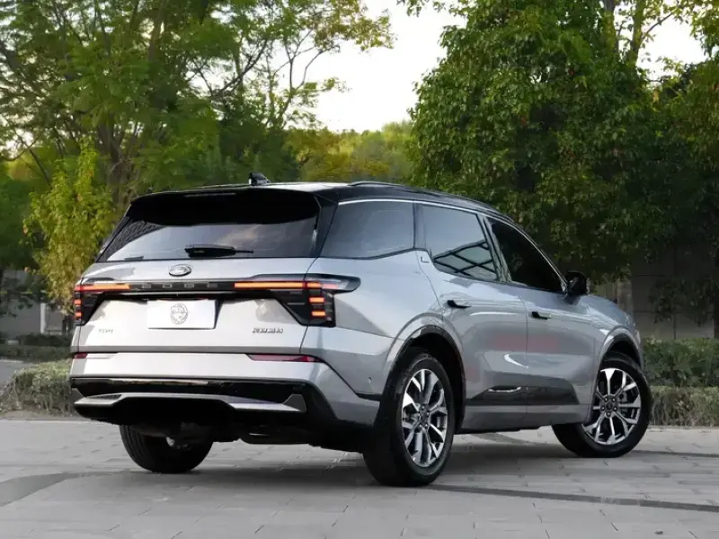 2023 Ford Edge с пробегом 33 000 км
