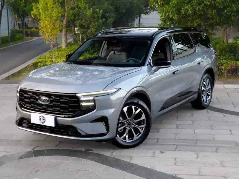 2023 Ford Edge с пробегом 33 000 км