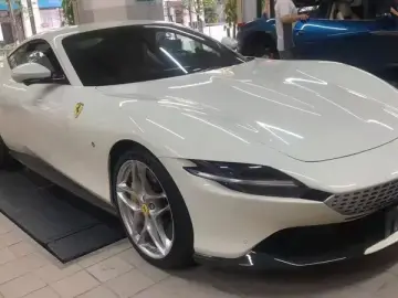 2020 Ferrari Roma с пробегом 10 800 км