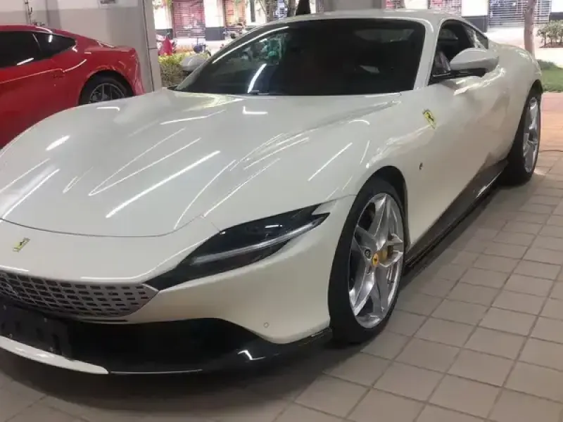 2020 Ferrari Roma с пробегом 10 800 км