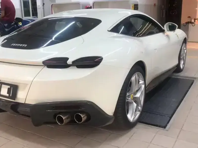 2020 Ferrari Roma с пробегом 10 800 км