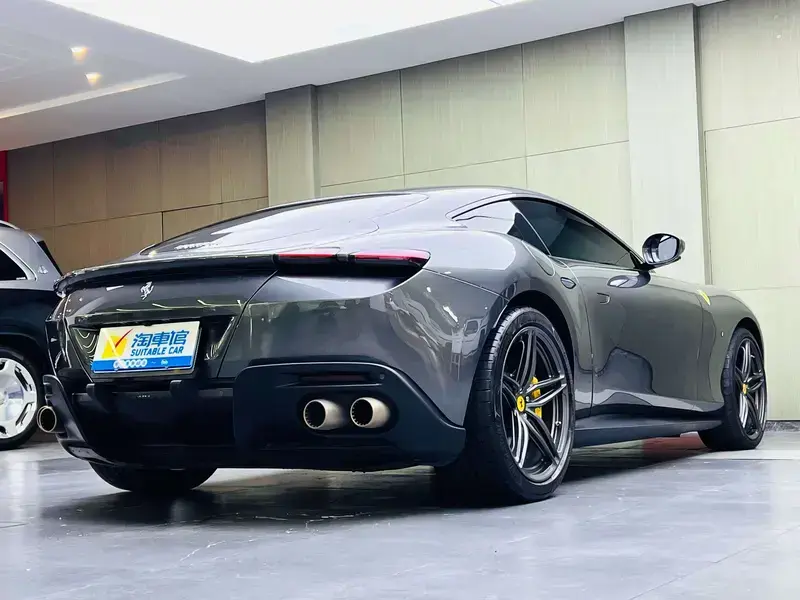 2020 Ferrari Roma с пробегом 25 000 км
