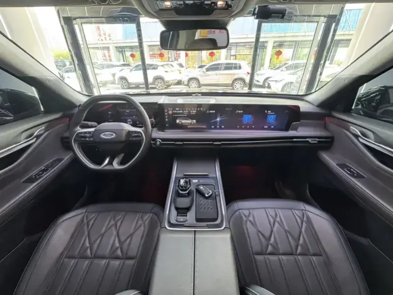 2026 Ford Edge с пробегом 3 100 км