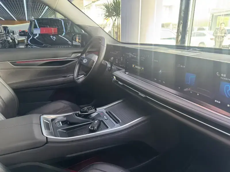 2026 Ford Edge с пробегом 3 100 км