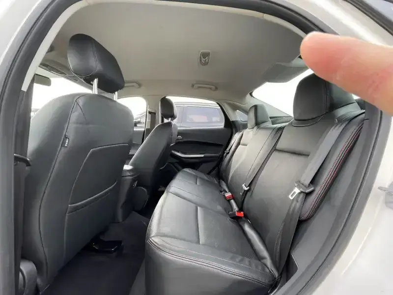 2019 Ford Escort с пробегом 100 000 км