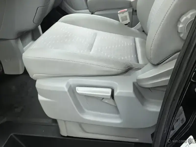 2023 Ford Transit с пробегом 25 900 км