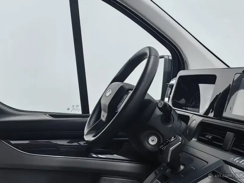 2023 Ford Transit с пробегом 25 900 км