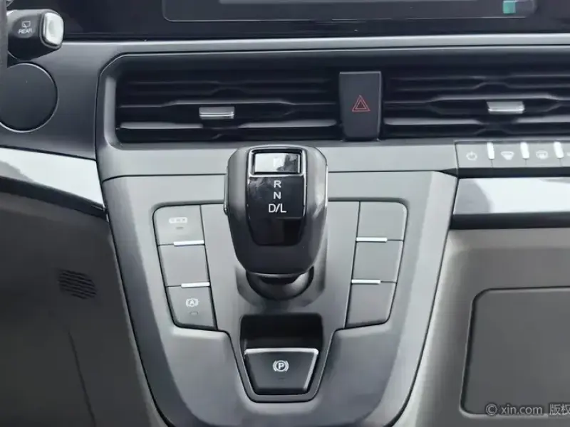 2023 Ford Transit с пробегом 25 900 км