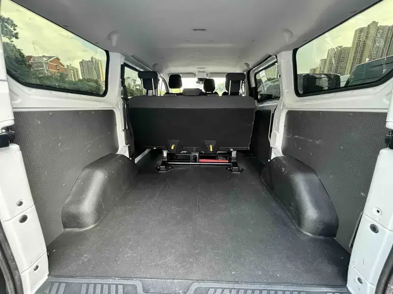 2023 Ford Transit с пробегом 42 000 км