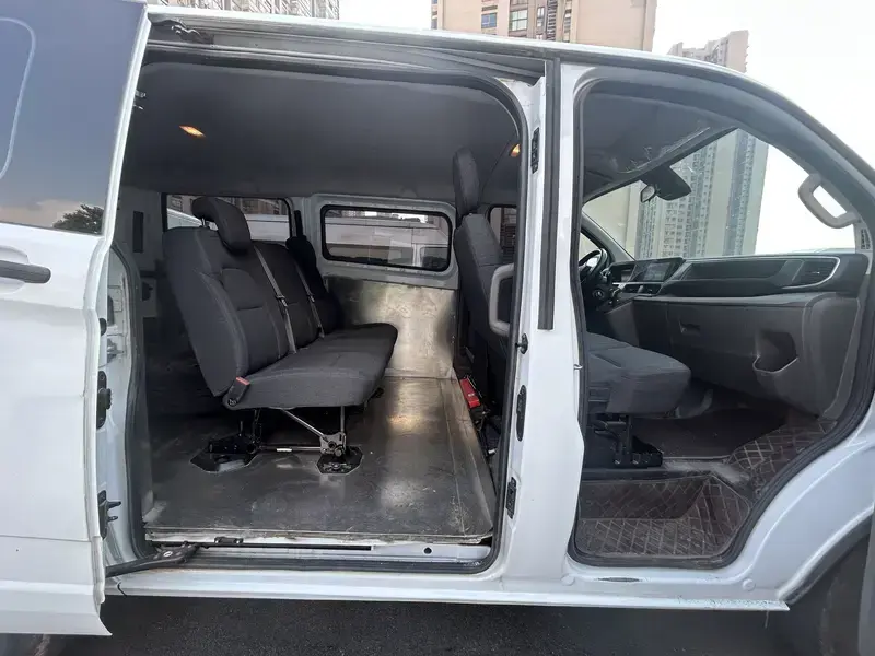 2023 Ford Transit с пробегом 110 000 км
