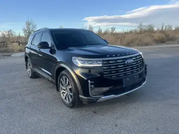 2023 Ford Explorer с пробегом 68 000 км