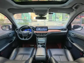 2020 Ford Escape с пробегом 81 000 км