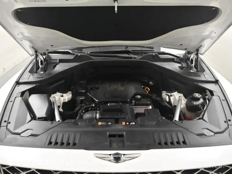 2023 Genesis GV80 с пробегом 82 268 км