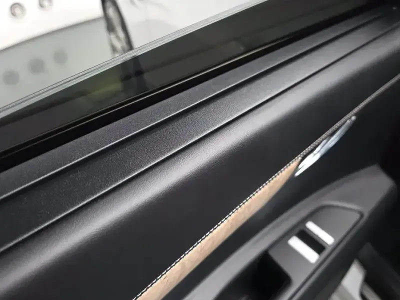 2023 Genesis GV80 с пробегом 13 952 км