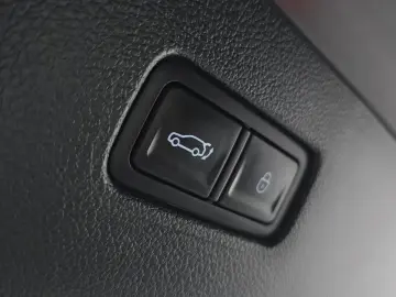 2023 Genesis GV80 с пробегом 85 789 км