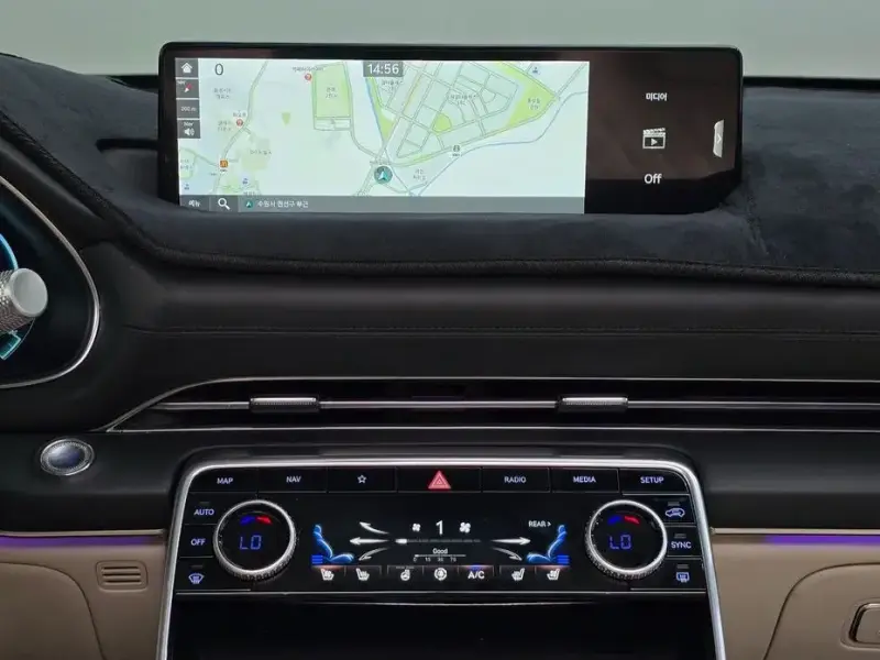 2023 Genesis GV80 с пробегом 83 752 км