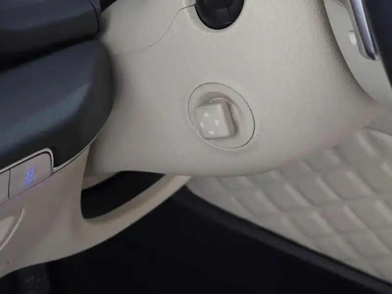 2023 Genesis GV80 с пробегом 83 752 км