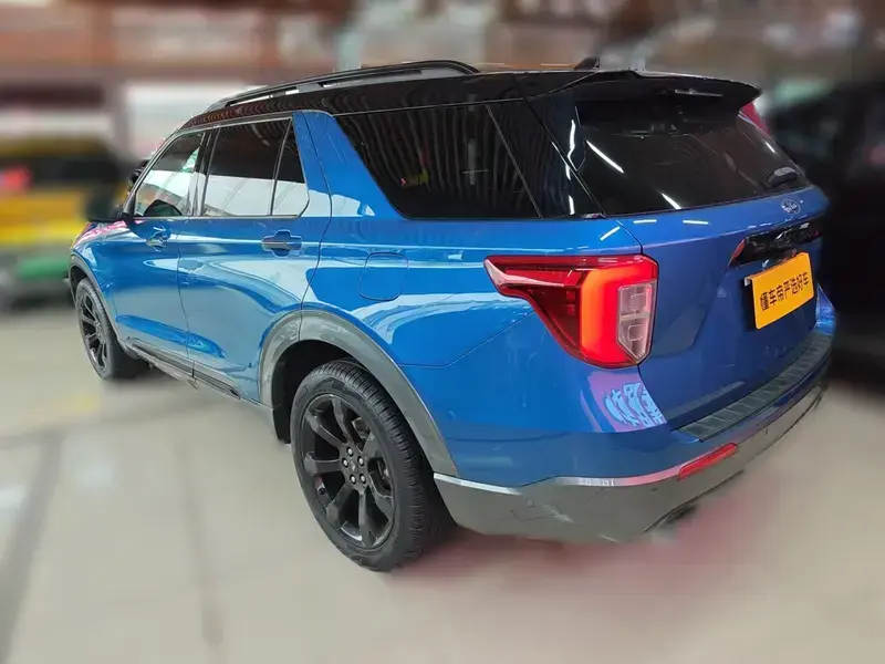 2020 Ford Explorer с пробегом 105 100 км