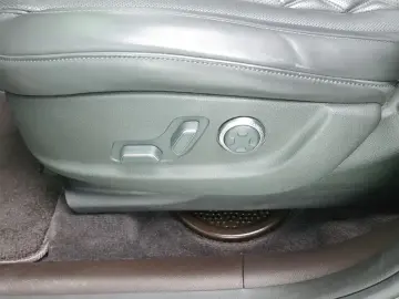2023 Genesis GV80 с пробегом 40 263 км