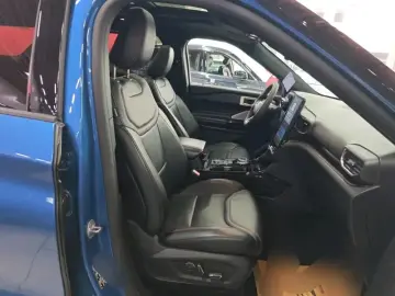 2020 Ford Explorer с пробегом 105 100 км
