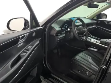 2023 Genesis GV80 с пробегом 31 278 км