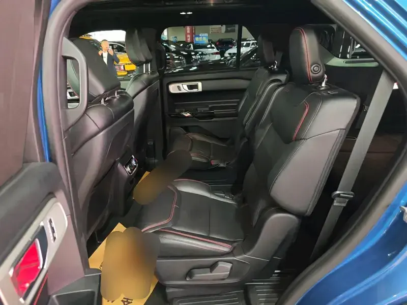 2020 Ford Explorer с пробегом 105 100 км