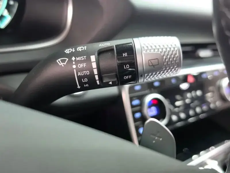 2023 Genesis GV80 с пробегом 31 278 км