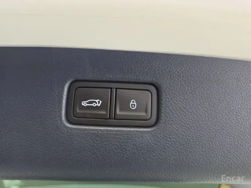 2023 Genesis GV80 с пробегом 36 794 км