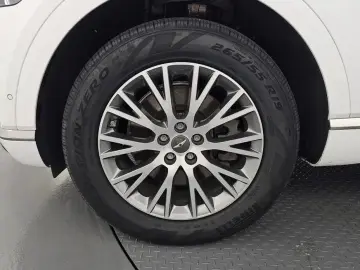 2023 Genesis GV80 с пробегом 50 971 км